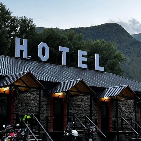 Hotel Pavilion Garden 카즈베기 외부 사진